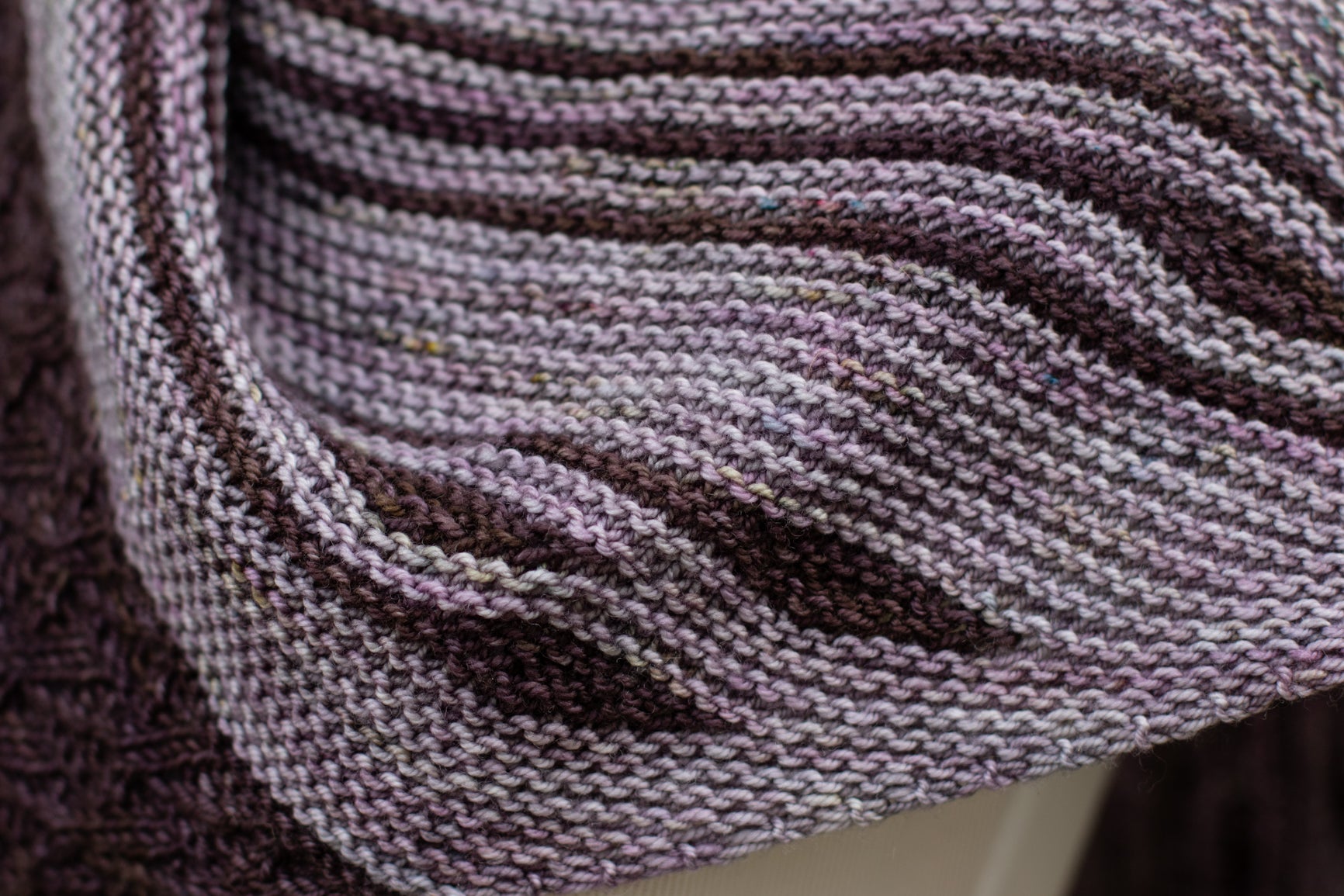 Lichen shawl pattern